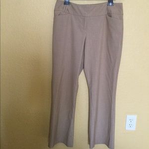 The limited collection Cassidy fit size 12s